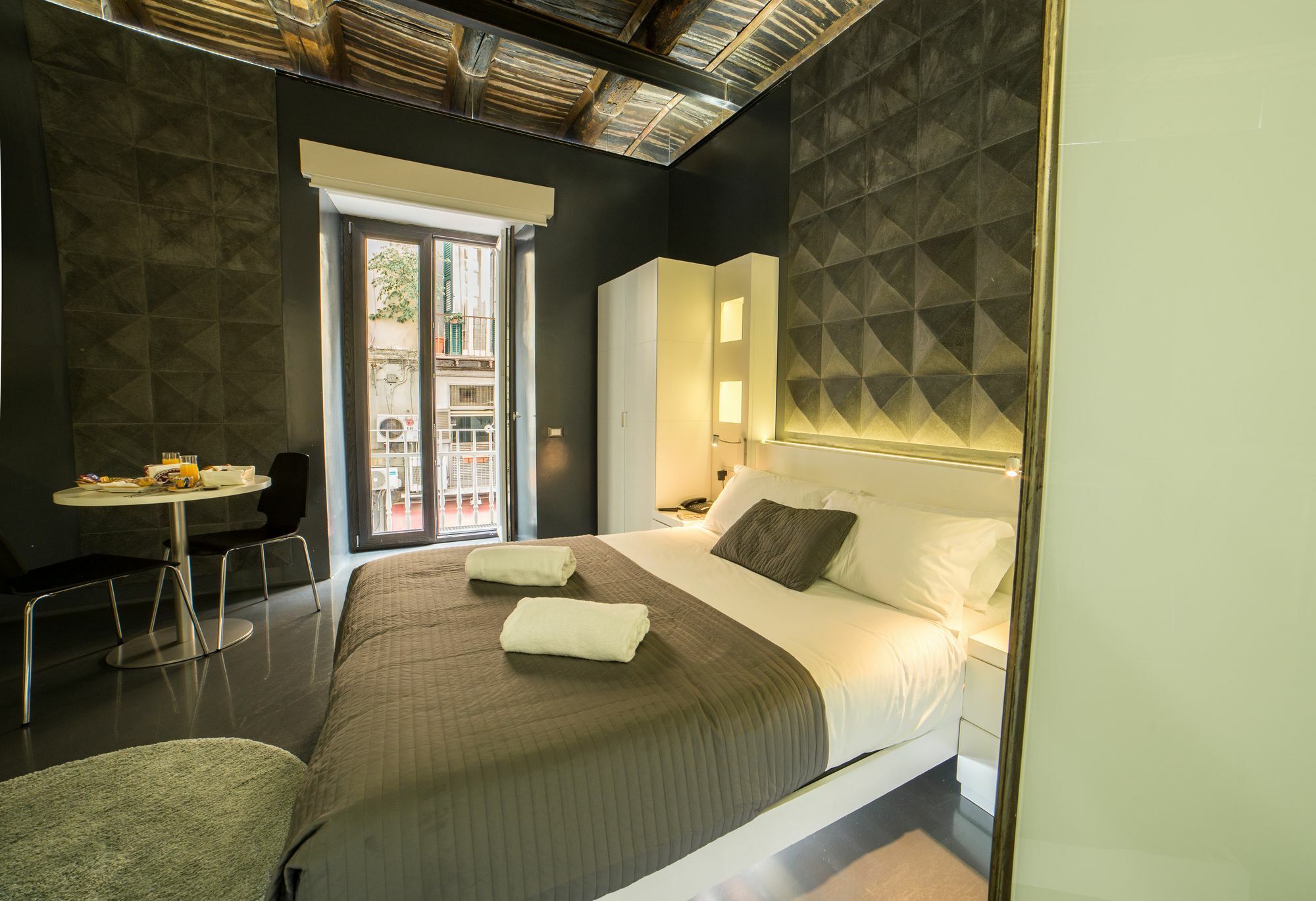 Chiaia 197 Deluxe Residence Naples Extérieur photo